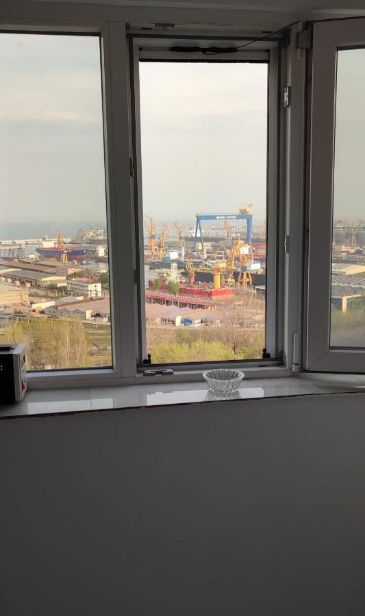 Harbor Black Sea Apartment- City Center Area コンスタンツァ エクステリア 写真